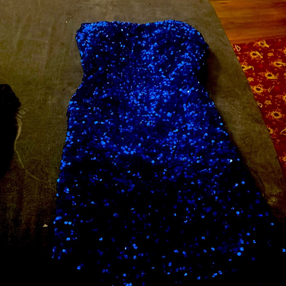 Dark blue size 11 sequin corset back satin lined formal dress